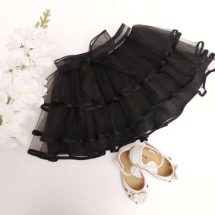 دامن عروسکی